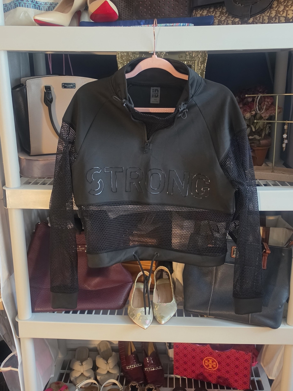 Black 'STRONG' Mesh-Panel Cropped Pullover Hoodie